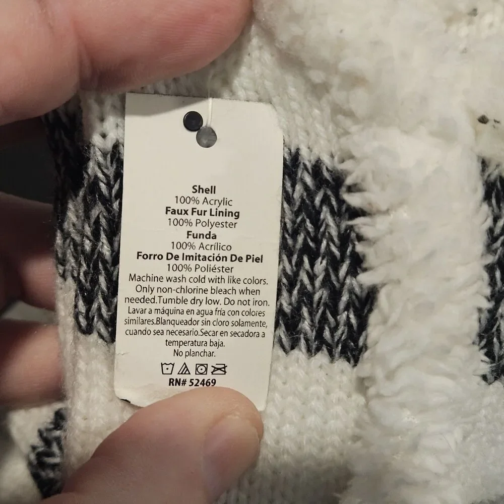 Panda Bear by No Boundary Thick Warm Faux Fur Lined Socks Oversized Size OS